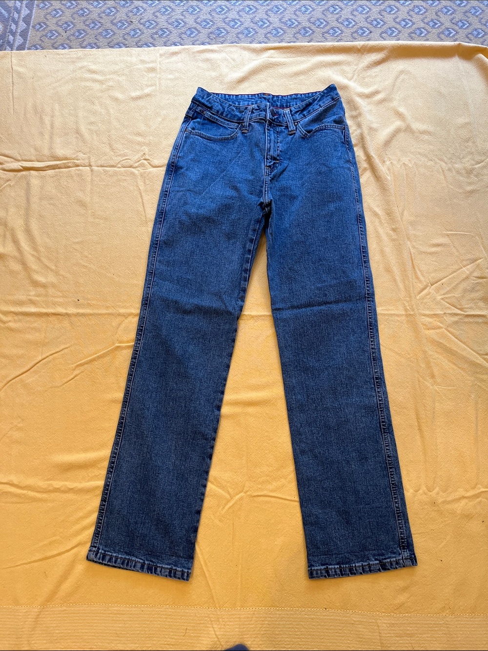 Wrangler Classic Blue Straight-Leg Women's Jeans